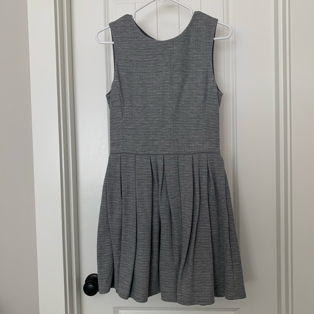 Size 6 Talula heather we grey skater dress